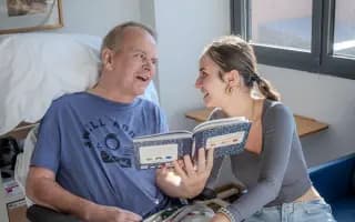 Cuidados paliativos con dignidad: Ayuda a renovar la cocina del Hospital Laguna